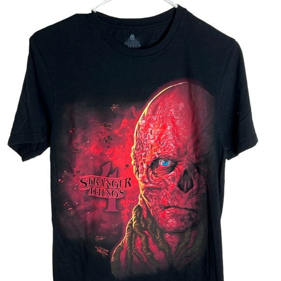 Universal Studios 2023 Halloween Horror Night Stranger Things Shirt Size S - Picture 1 of 4